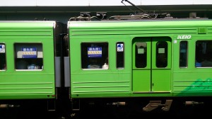 緑の電車